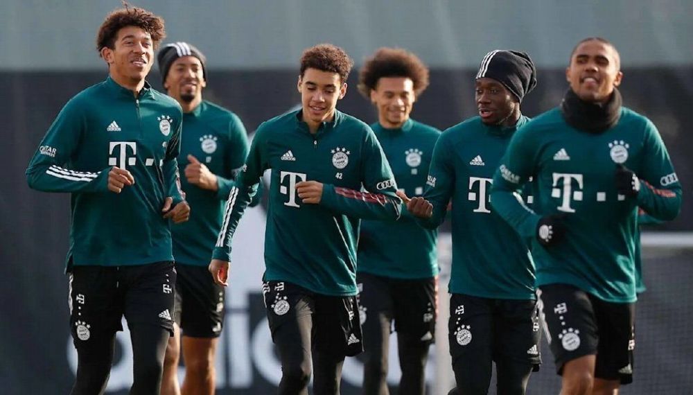  拜仁青训小将破门震惊四座  