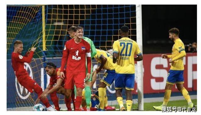  德甲揭幕战上演进球大战六球盛宴  