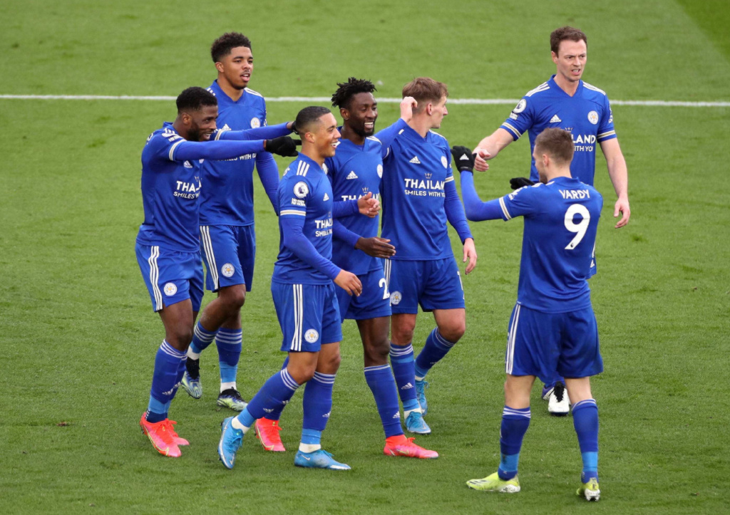  马赛客场惊险逼平劲旅，保留争冠悬念